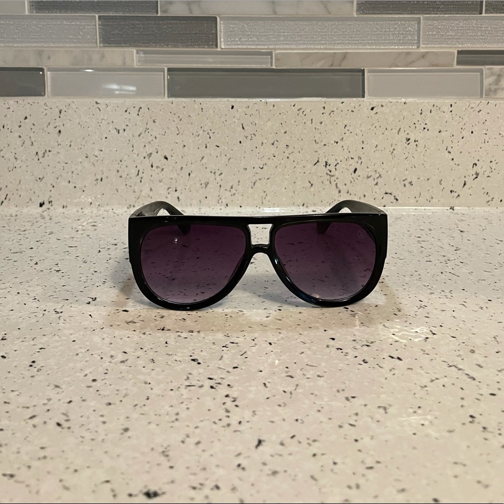 LOUIS VUITTON Acetate Selby Sunglasses Z1248E